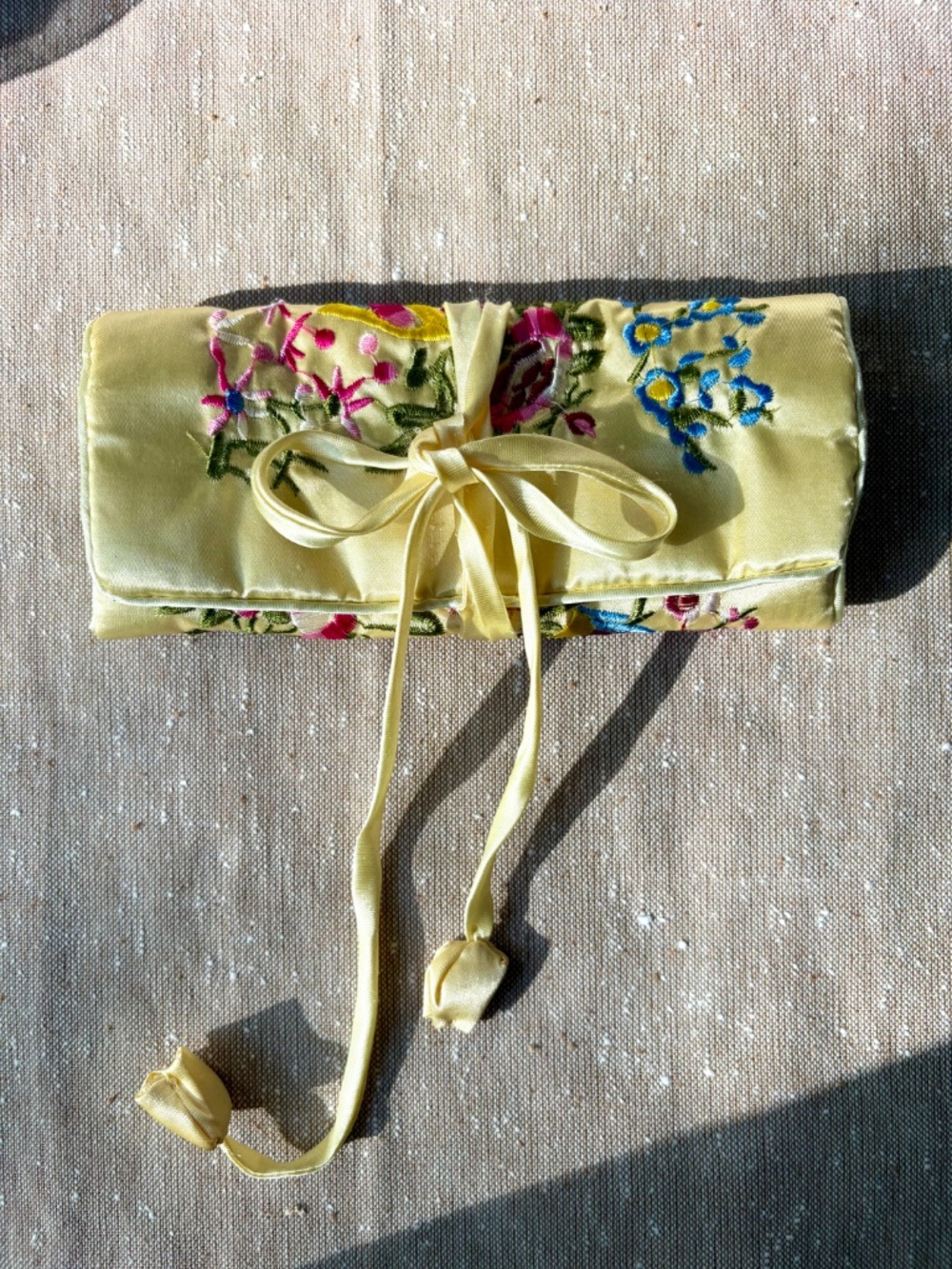 Vintage Embroidered Silk Jewelry Roll Poetic Minimalism Travel Pouch Case